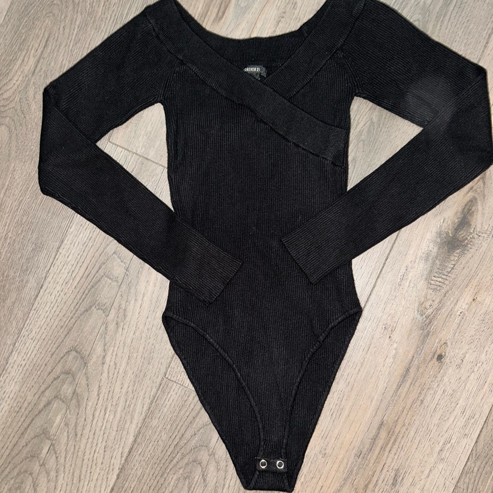 Black Long Sleeve Bodysuit by Forever 21 Size Large L Brand New